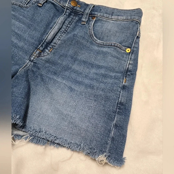 Madewell High Rise Denim Shorts, Raw Hem, Medium Blue Wash, Size 27, EUC! - Picture 5 of 10